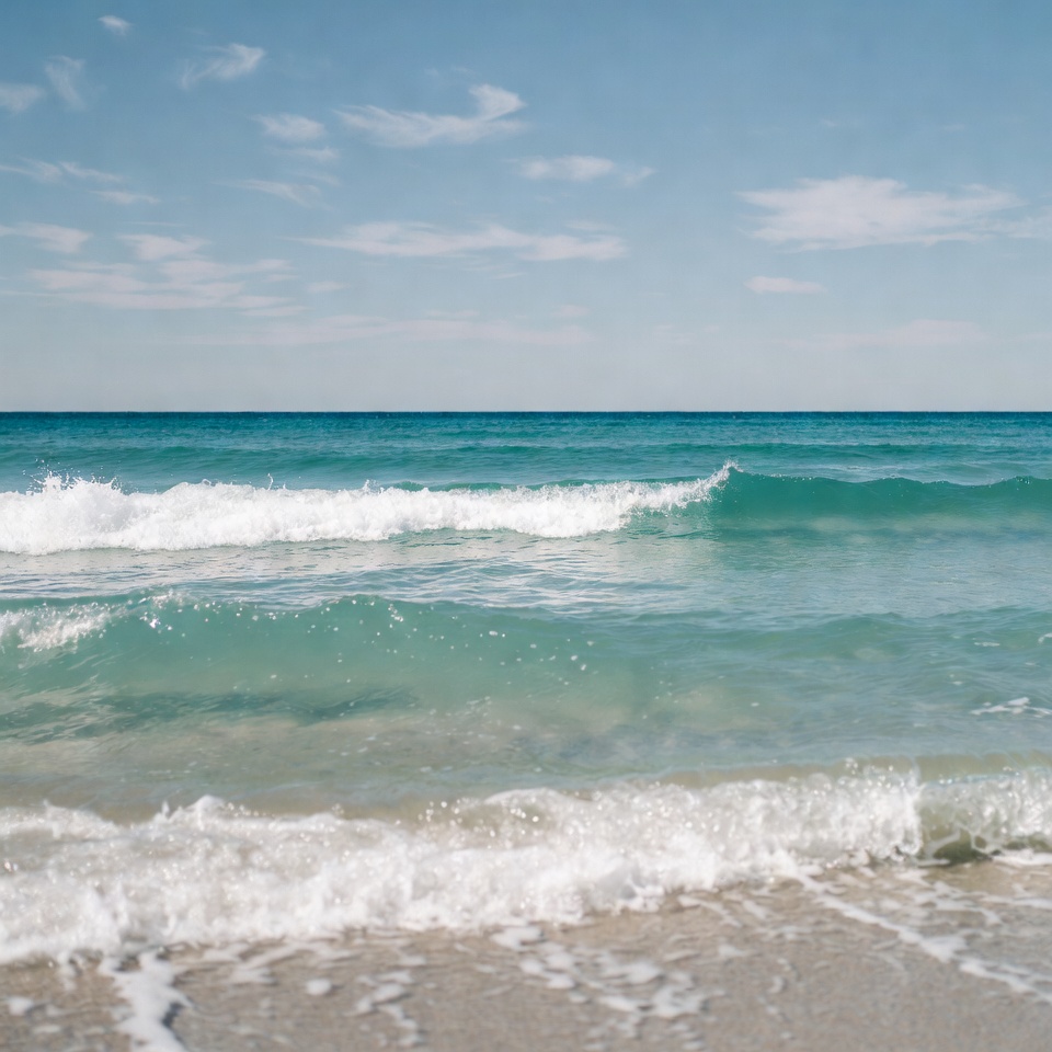 Ocean waves on a sunny day Ocean waves on a sunny day