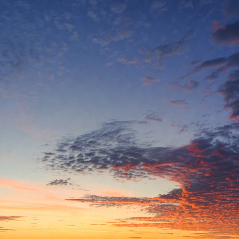 Vibrant Sunset Sky with Clouds Vibrant Sunset Sky with Clouds