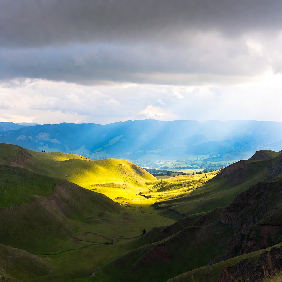 Green Hills with Sun Rays Green Hills with Sun Rays