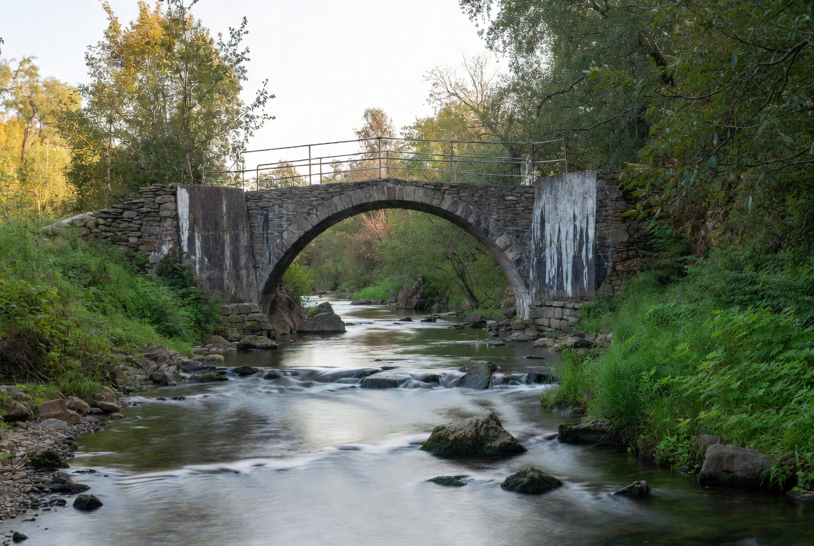 Stone Arch Bridge over River Stone Arch Bridge over River