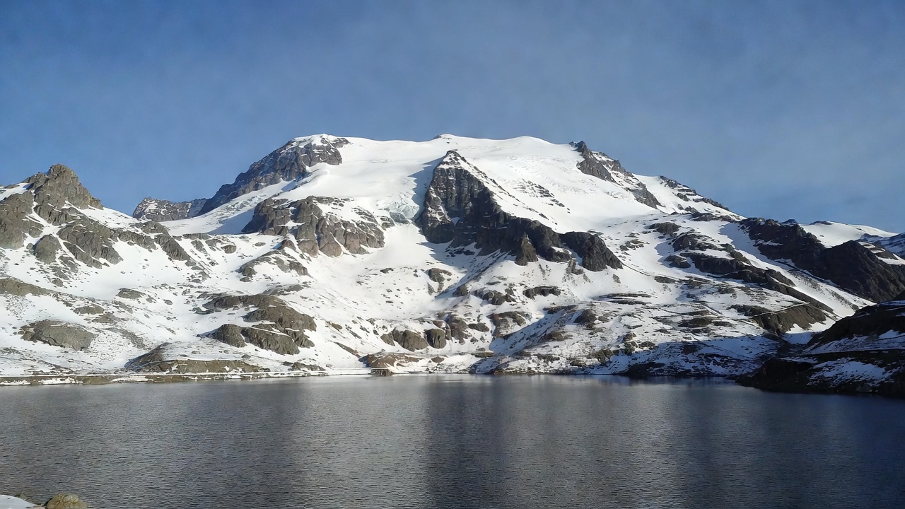 Snowy Mountains Reflecting in Lake Snowy Mountains Reflecting in Lake