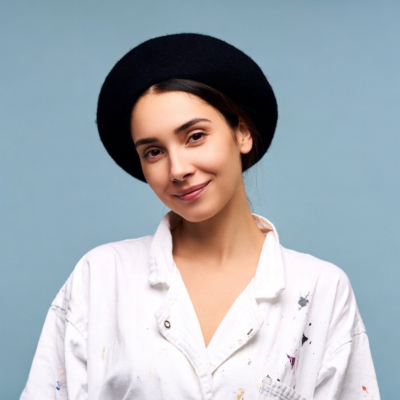 Woman in black beret smiling Woman in black beret smiling