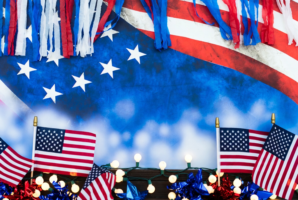 Patriotic American Flag Backdrop with Streamers Patriotic American Flag Backdrop with Streamers