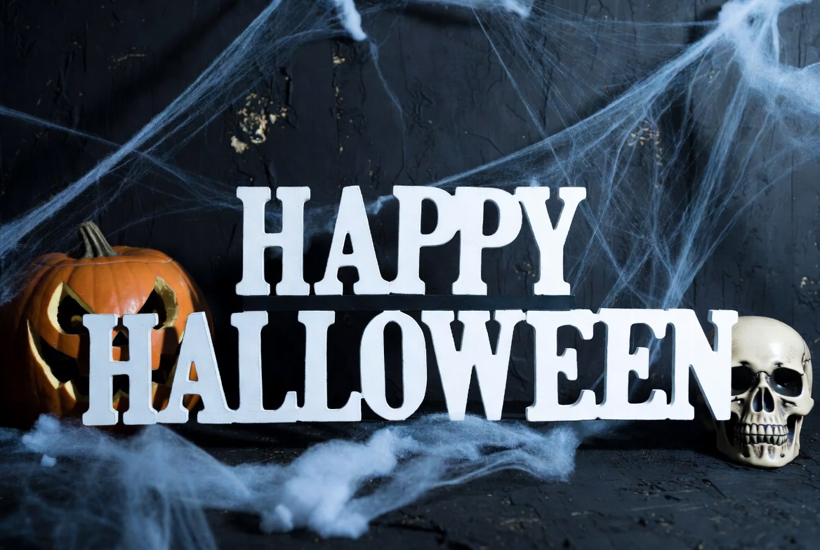 Happy Halloween with Pumpkin and Skull Happy Halloween with Pumpkin and Skull