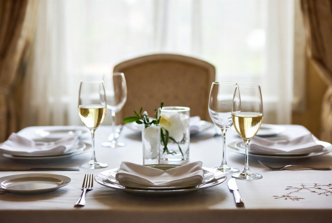 Elegant Table Set for Dinner Elegant Table Set for Dinner