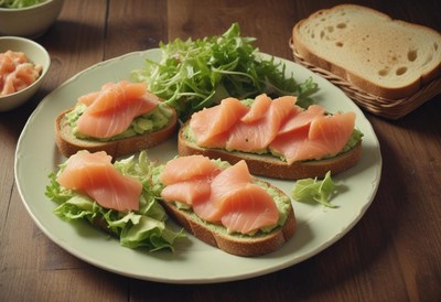 Smoked salmon and avocado toast with lettuce