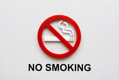 Sign indicating no smoking area
