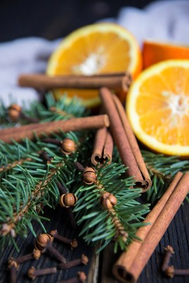 Spices and oranges for festive decor