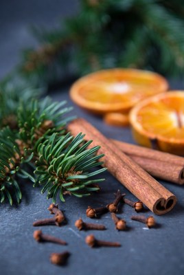 Spices and citrus for winter