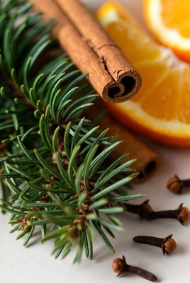 Spices and citrus arrangement