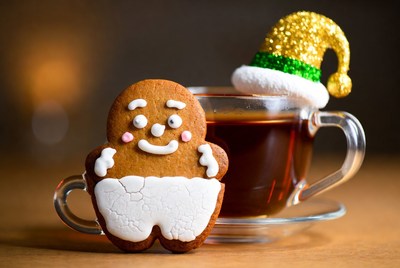 Gingerbread cookie next to coffee