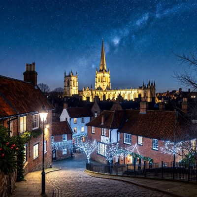Night view of oxford buildings and church