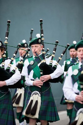 Bagpipers perform in parade