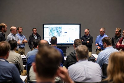 Meeting with data presentation in a group setting