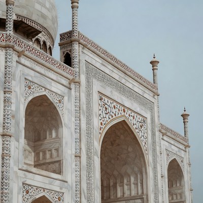 Close view of taj mahal exterior details