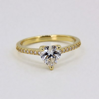 Heart shaped diamond ring in gold