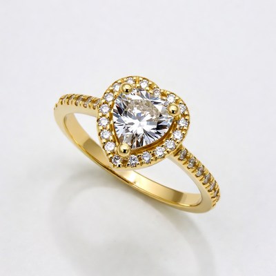 Heart shaped ring with diamonds and gold band