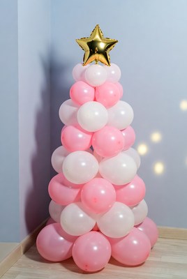 Balloon decoration for celebration event