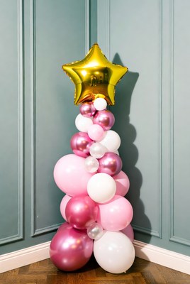 Balloon decoration for celebration event