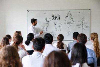 Teaching wildlife drawing techniques in class