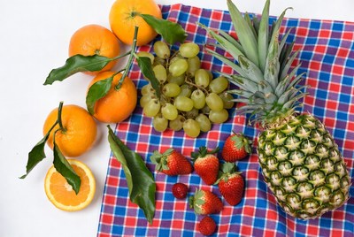 Fresh fruit on table cloth