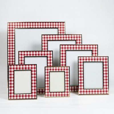 Red Gingham Picture Frames Set