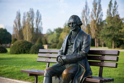 Bronze Statue Man Sitting on Park Bench
