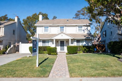 White house for sale