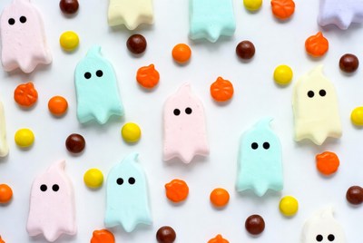 Colorful Ghost Marshmallows with Candy