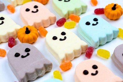 Colorful Ghost Marshmallows with Candy