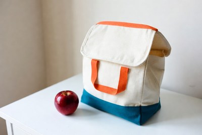 White Canvas Lunch Bag with Red Apple