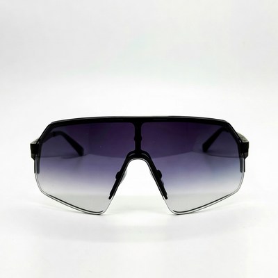 Black gradient square sunglasses