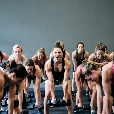 Group of women lifting dumbbells