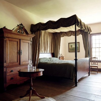 Antique Four-Poster Bed in Bedroom