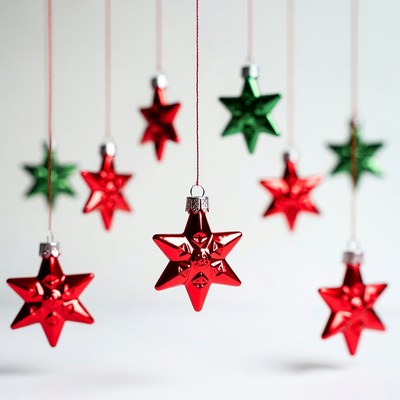 Red and Green Hanging Christmas Star Ornaments