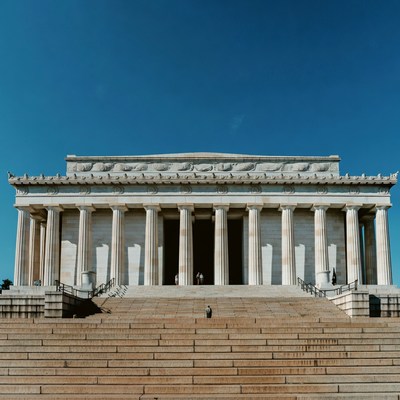 Lincoln Memorial with wide steps