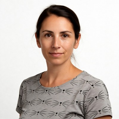 Woman smiling in cat print t-shirt
