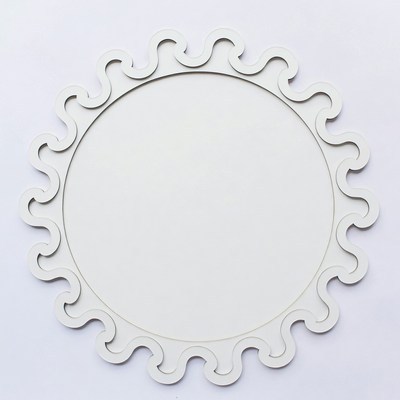White wavy edge round plate