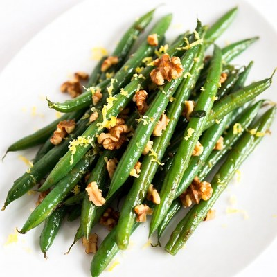 Green Beans with Walnuts and Lemon