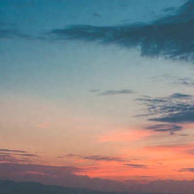 Vibrant Sunset Sky with Clouds