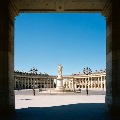 Place du Trocadéro Statue of Liberty View