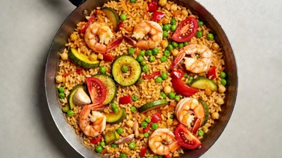 Shrimp Paella with Vegetables in Pan