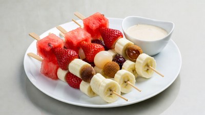 Fruit Skewers with Dipping Sauce