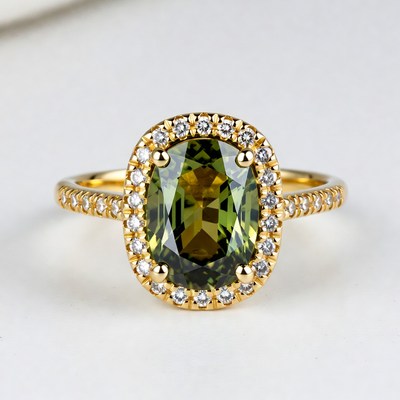 Oval Green Gem Gold Ring