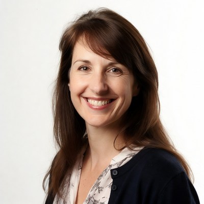 Smiling woman with brown hair