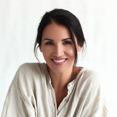 Smiling woman with black hair