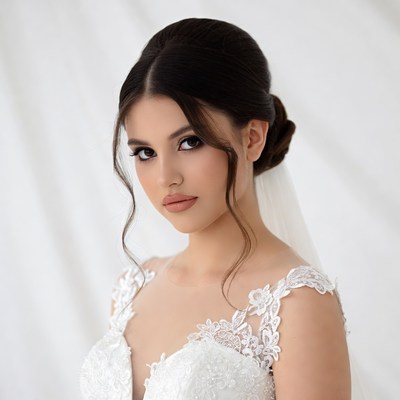 Bride in lace wedding gown