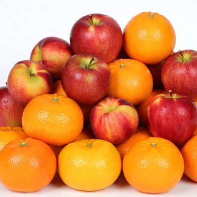 Red Apples and Oranges Pyramid