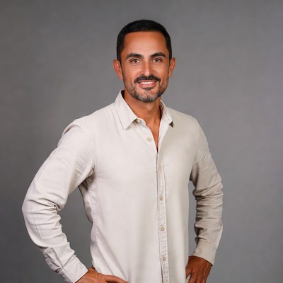 Handsome man hands on hips