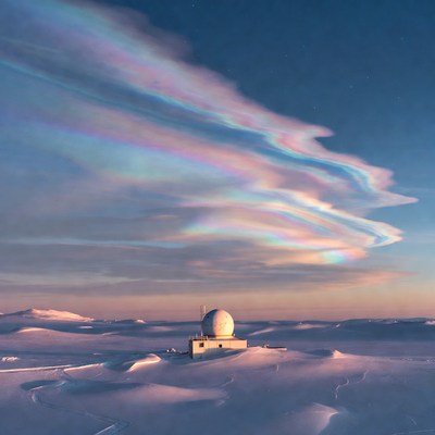 Nacreous Clouds over Snowy Radar Station